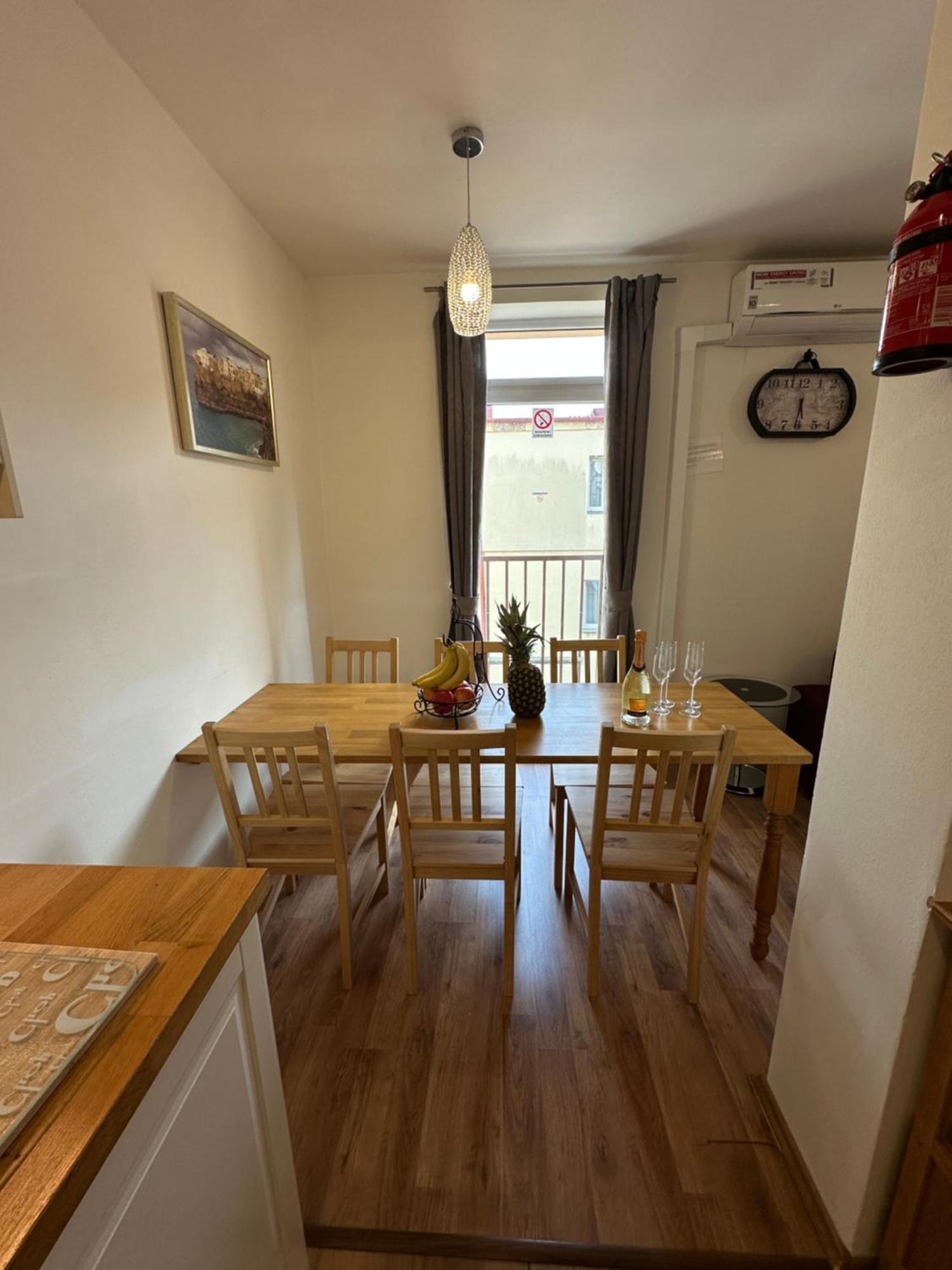 Gate Apartament *