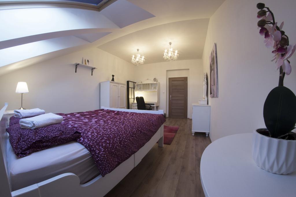 Gate Apartament *